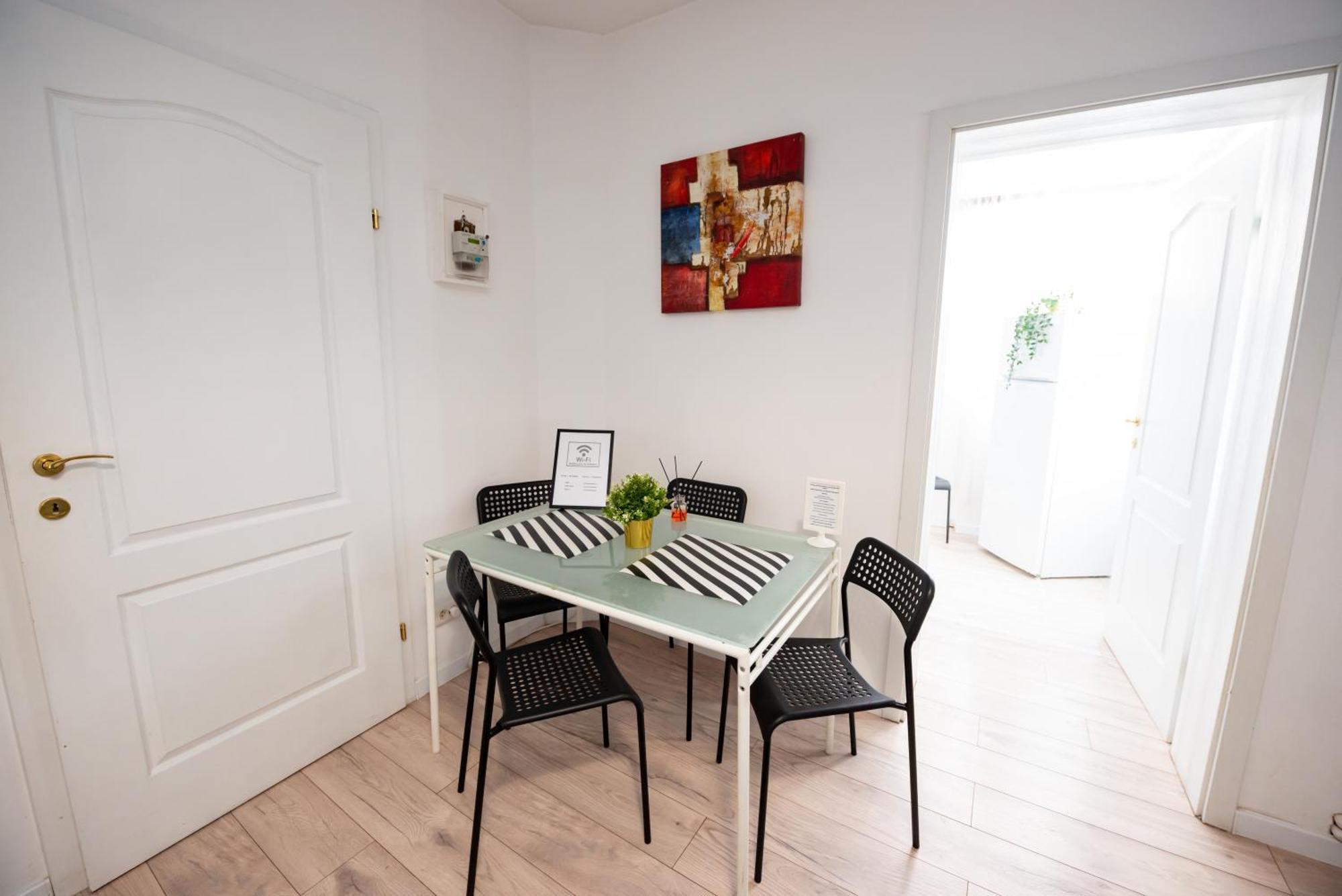 Ideal Accommodation Unirii Square Bukarest Exteriör bild