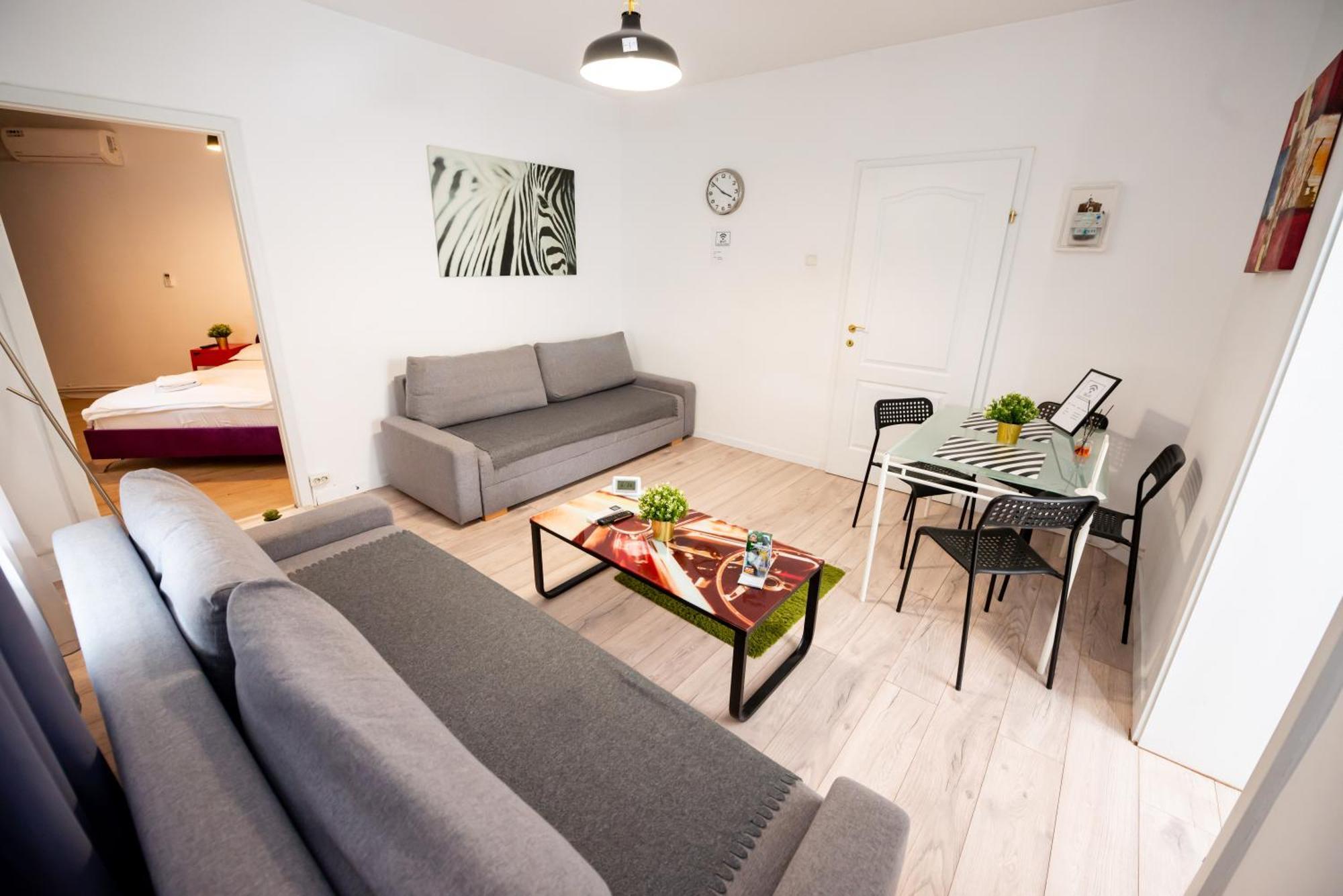 Ideal Accommodation Unirii Square Bukarest Exteriör bild