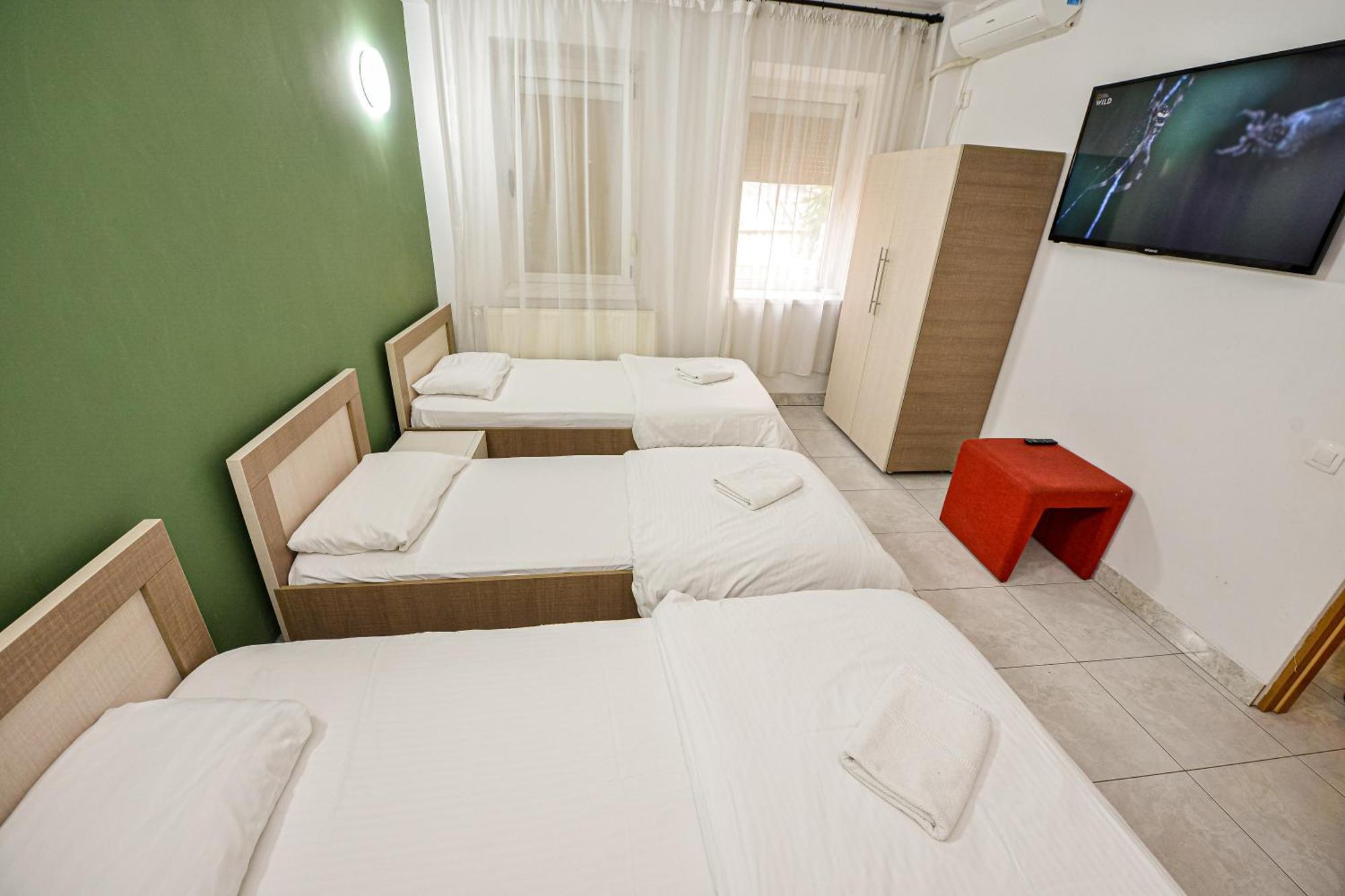Ideal Accommodation Unirii Square Bukarest Exteriör bild