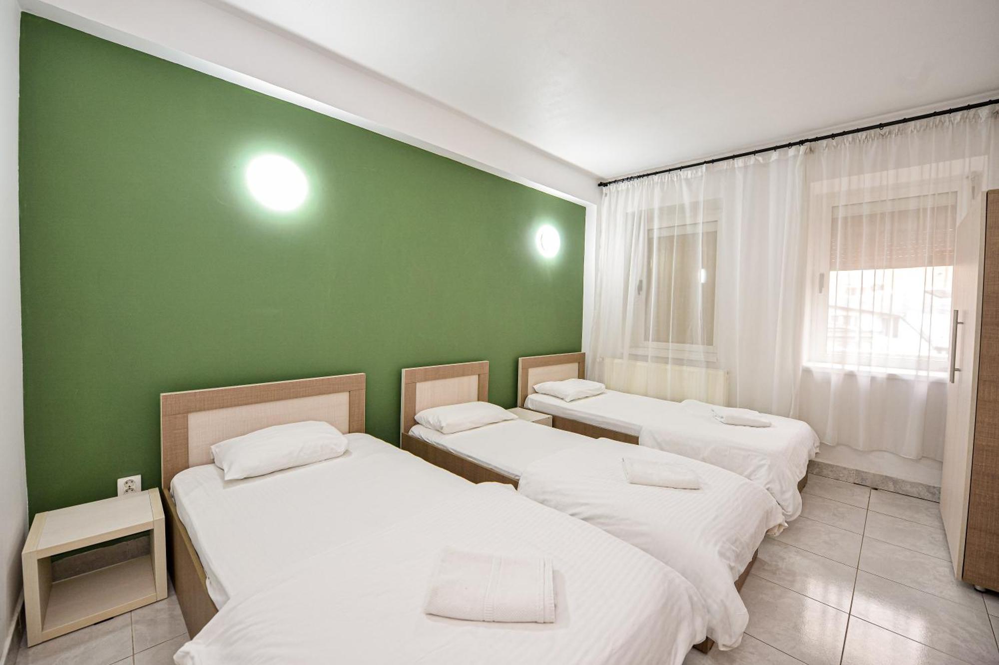 Ideal Accommodation Unirii Square Bukarest Exteriör bild