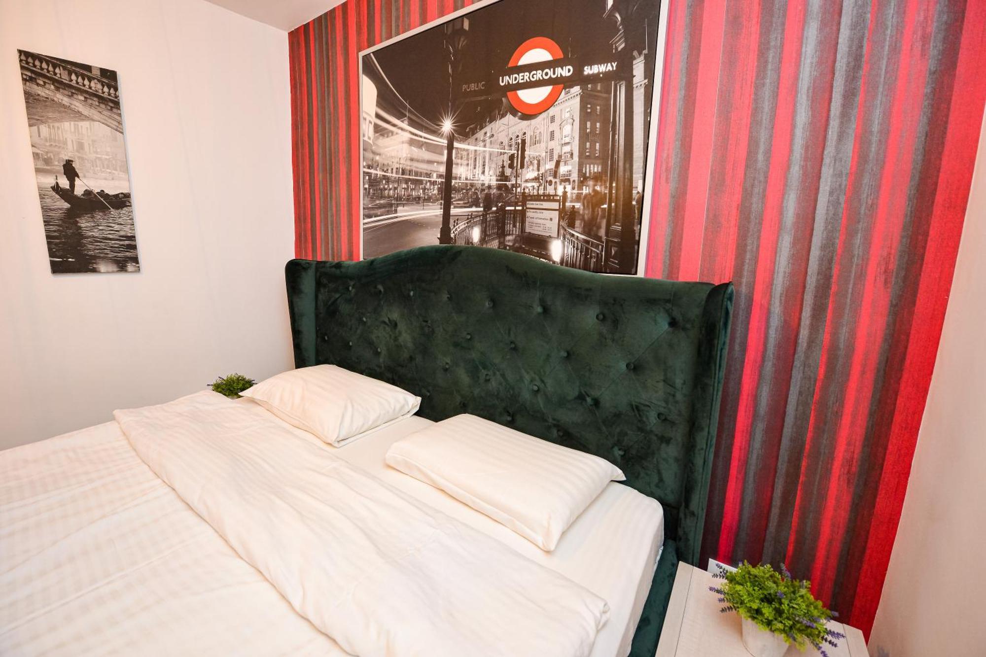 Ideal Accommodation Unirii Square Bukarest Exteriör bild